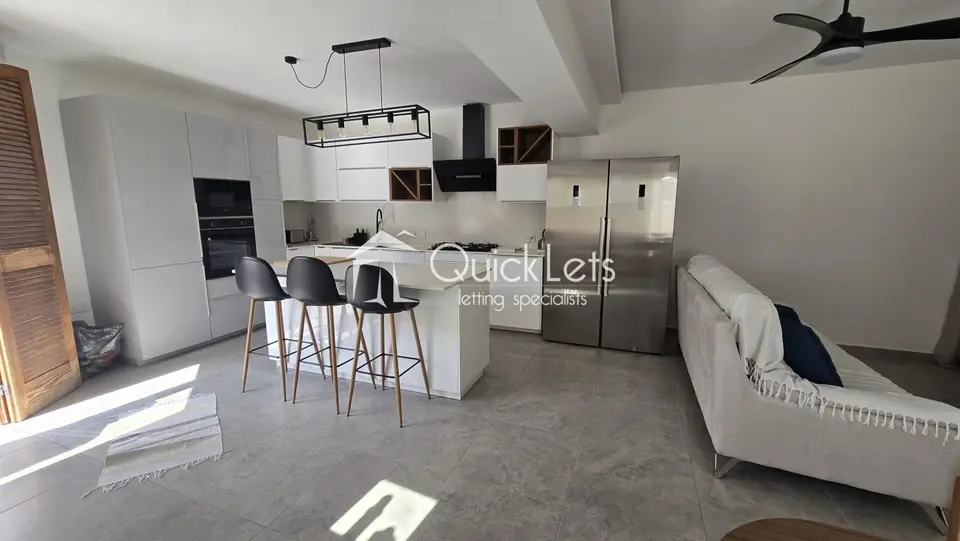 3 bedroom Apartment to rent in Qawra