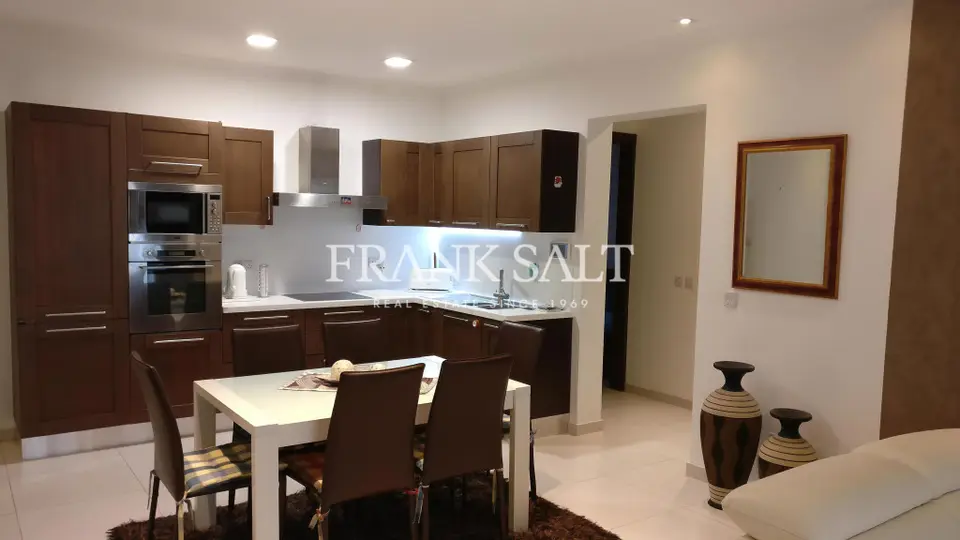 St Julians, Apartment