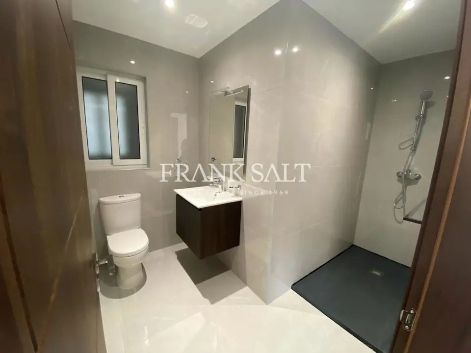 Marsascala, Furnished Apartment