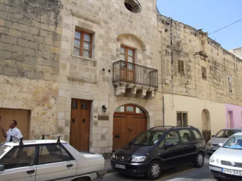 4 bedroom House of Character to rent in Mosta