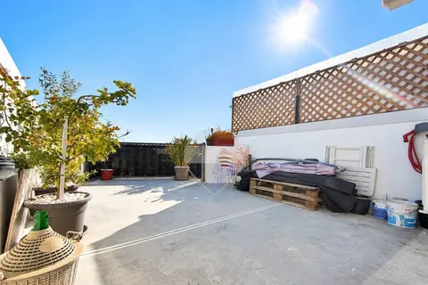 3 Bedroom Maisonette For Sale in Birzebbuga