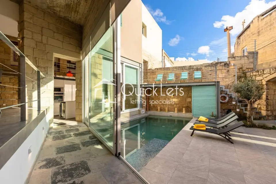 5 bedroom House of Character to rent in Gharghur