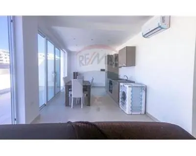 1 bedroom Penthouse to rent in Gzira