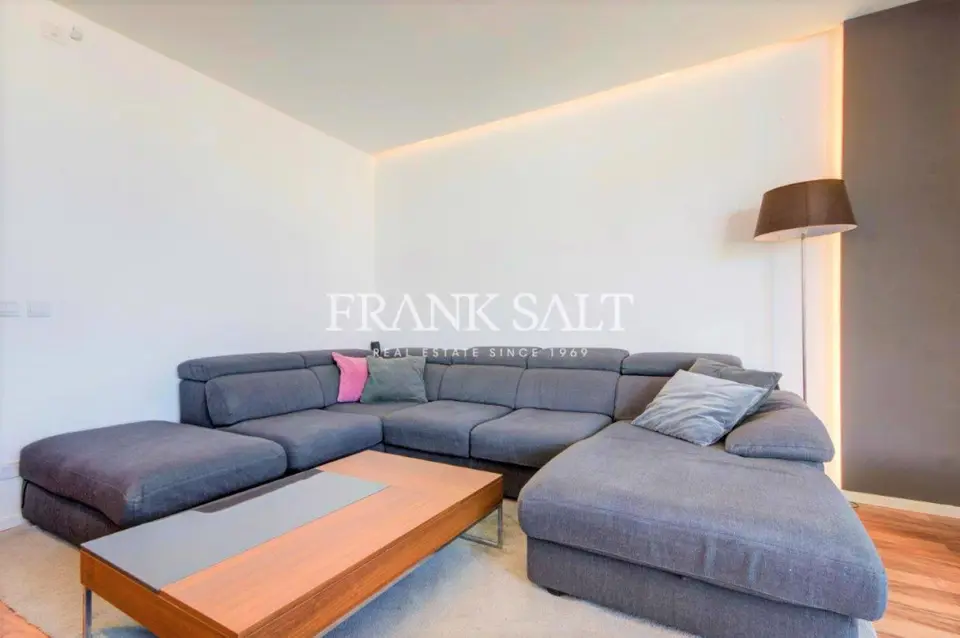 Pendergardens, Furnished Penthouse