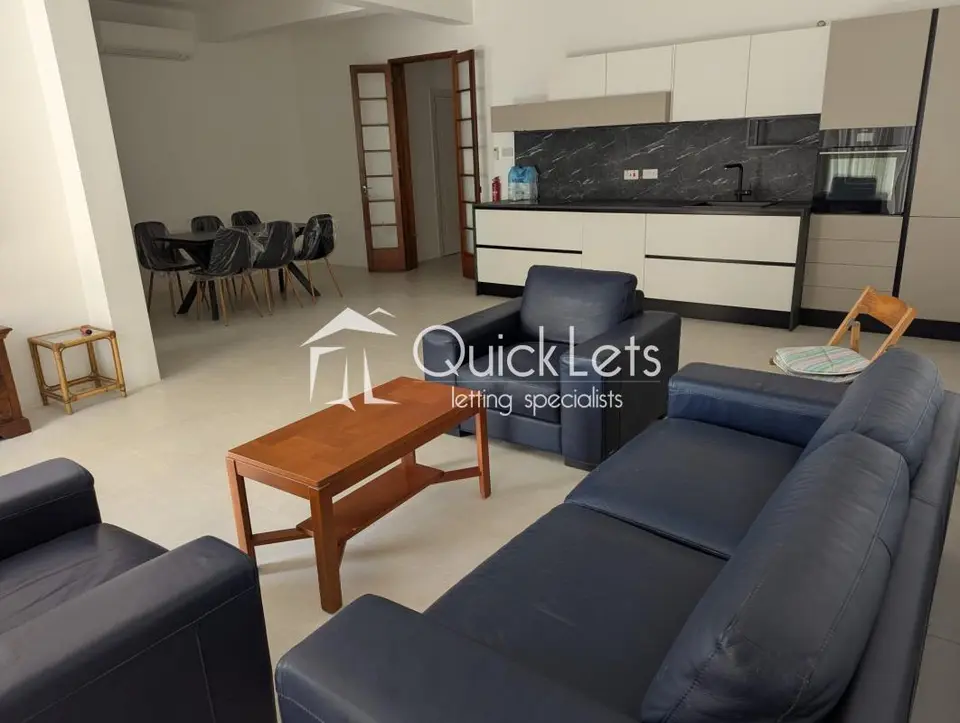 2 bedroom Maisonette to rent in San Gwann