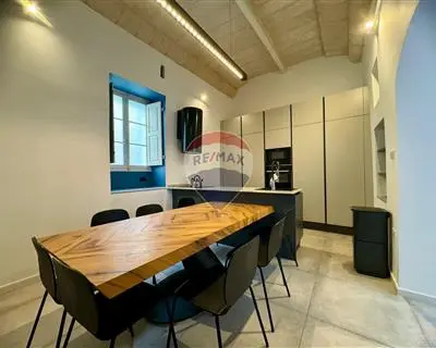 2 bedroom House of Character to rent in Birkirkara