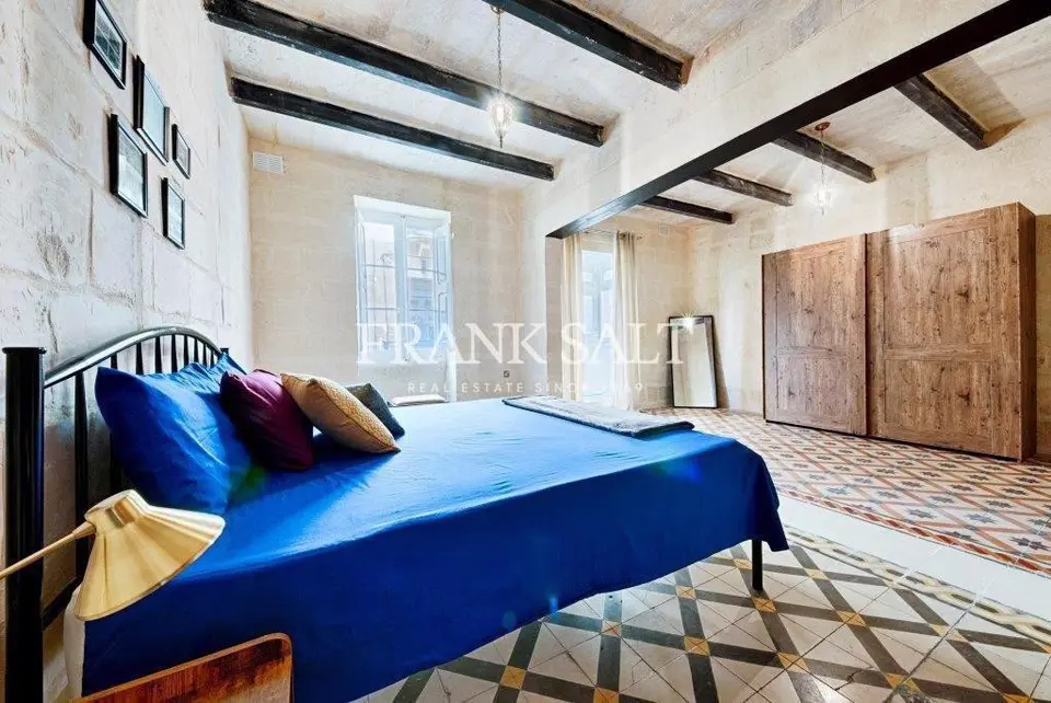 Valletta, Furnished Apartment