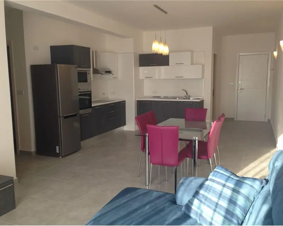 3 bedroom Apartment to rent in Swatar