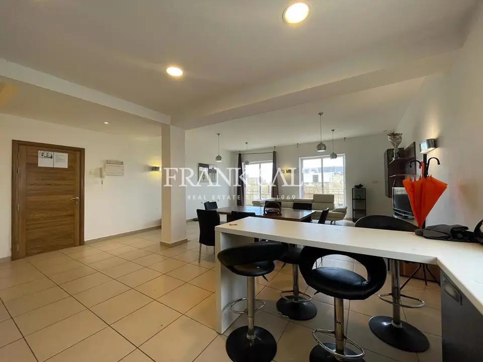 Swieqi, Furnished Apartment
