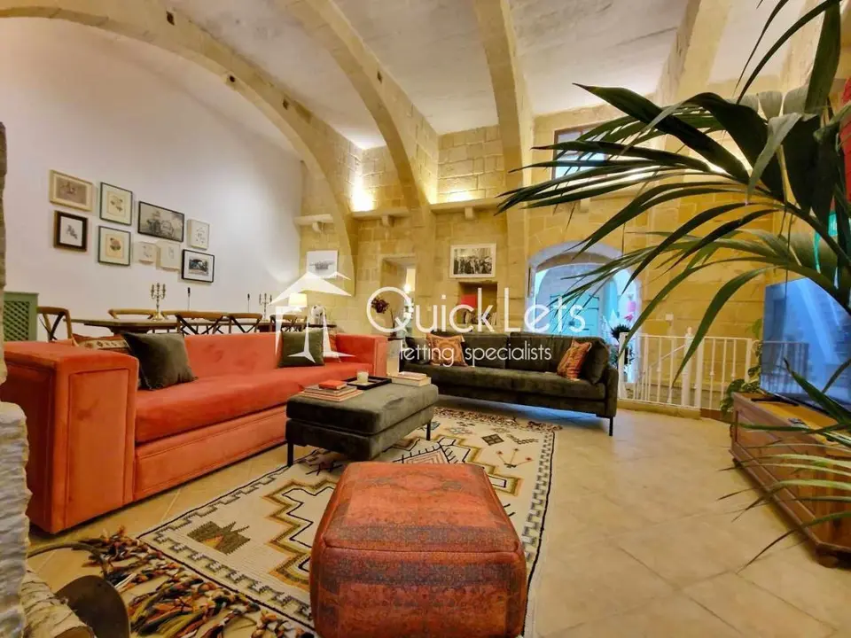 3 bedroom House of Character to rent in Zebbug