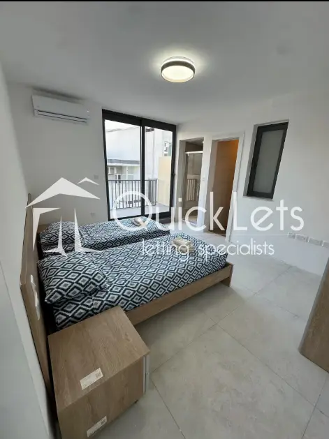 1 bedroom Penthouse to rent in St. Julians