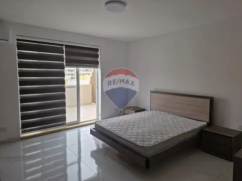2 bedroom Penthouse to rent in Bugibba