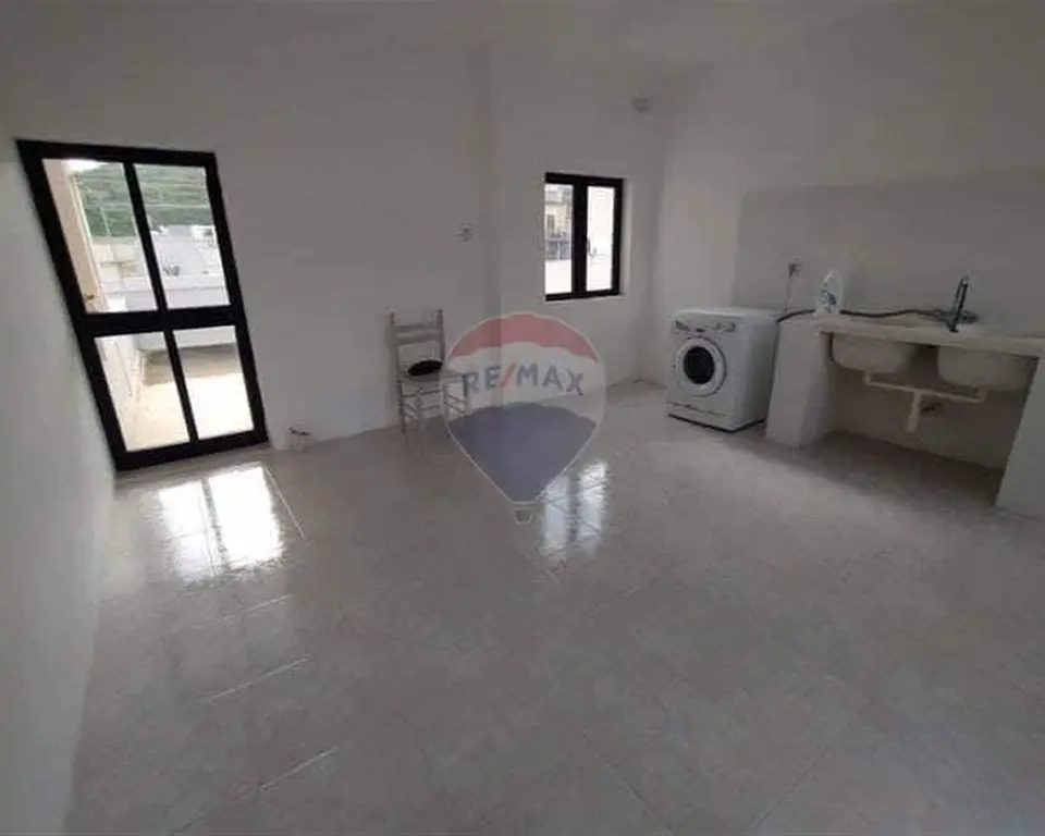 3 bedroom Maisonette Duplex to rent in St Paul's Bay