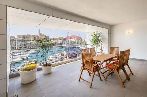 3 bedroom Apartment to rent in Ta' Xbiex