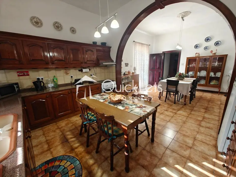 3 bedroom Maisonette to rent in Zebbug