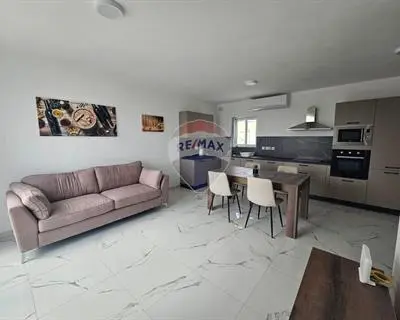 2 bedroom Penthouse to rent in Attard