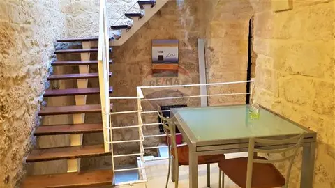 2 bedroom House of Character to rent in Rabat