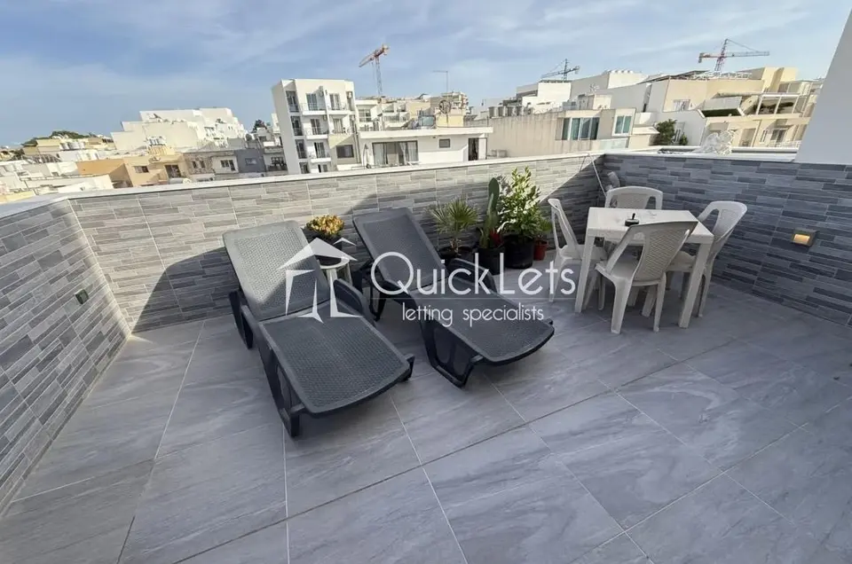 1 bedroom Penthouse to rent in Swieqi
