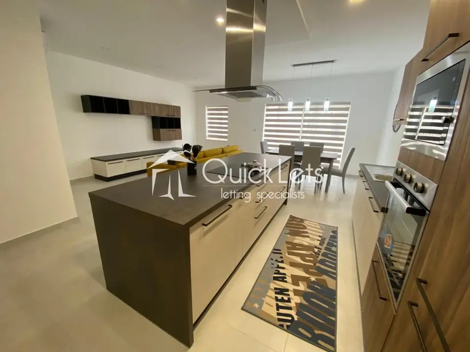 2 bedroom Apartment to rent in Gzira