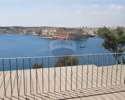 1 bedroom Townhouse to rent in Valletta