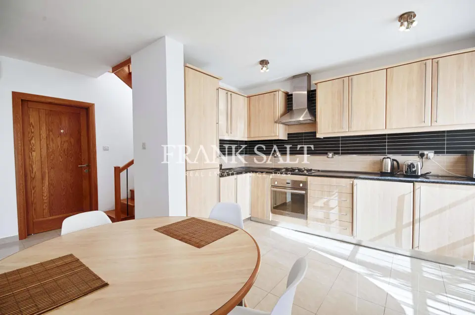 Swieqi, Furnished Duplex Apartment