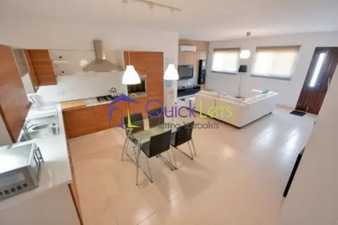 2 bedroom Maisonette to rent in St. Julians