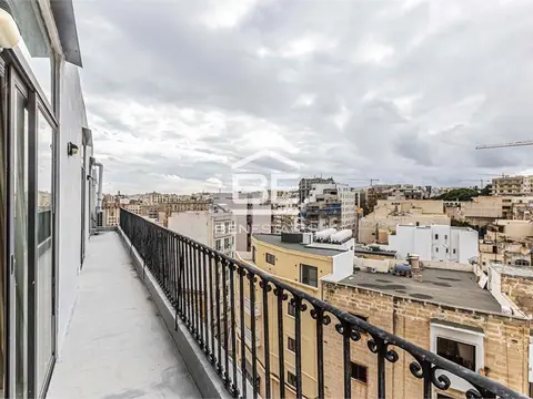1 bedroom Penthouse to rent in St. Julians