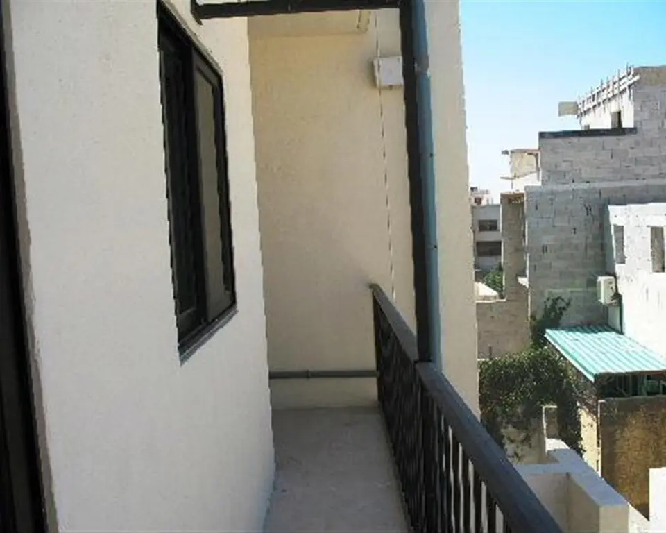 4 bedroom Apartment to rent in Mosta
