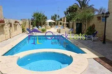 3 bedroom Terraced House to rent in Gozo - Gharb
