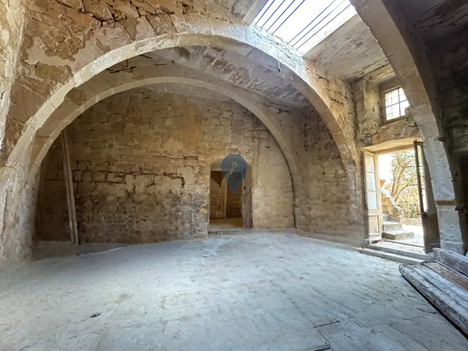 6 bedroom House of Character for sale in Zebbug
