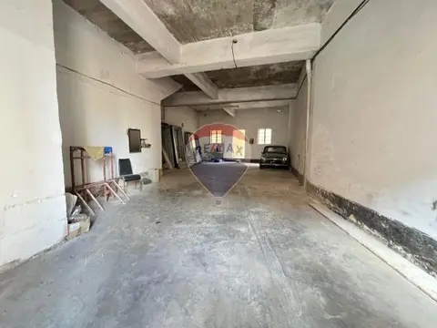 Garage (Residential) for sale in Zebbug