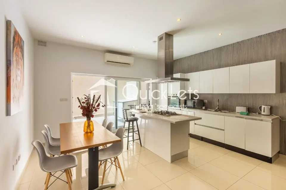 3 bedroom Apartment to rent in St. Julians