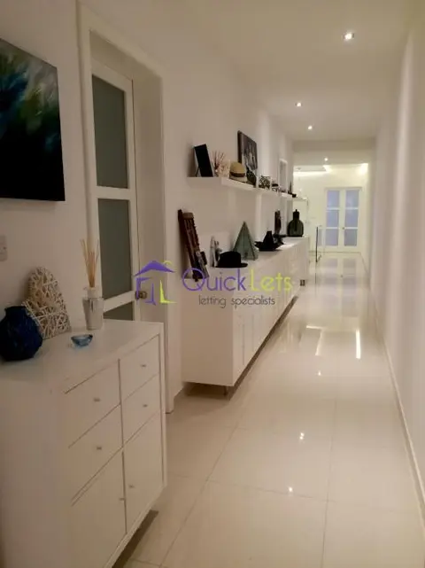 3 bedroom Apartment to rent in St. Julians