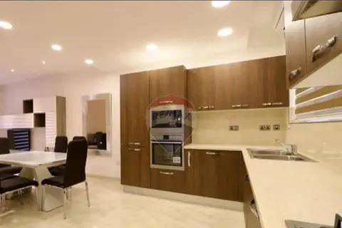 3 Bedroom Apartment For Sale in St Julian's