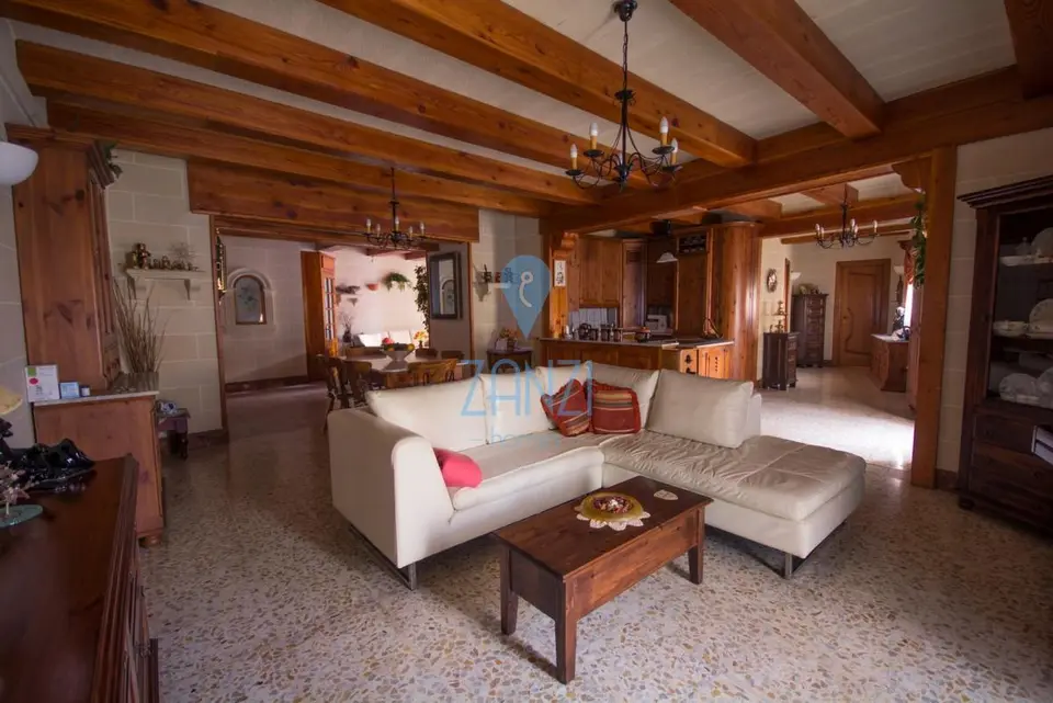 16 bedroom Hotels / Guest House for sale in Valletta