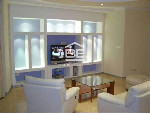 2 bedroom Apartment to rent in Portomaso