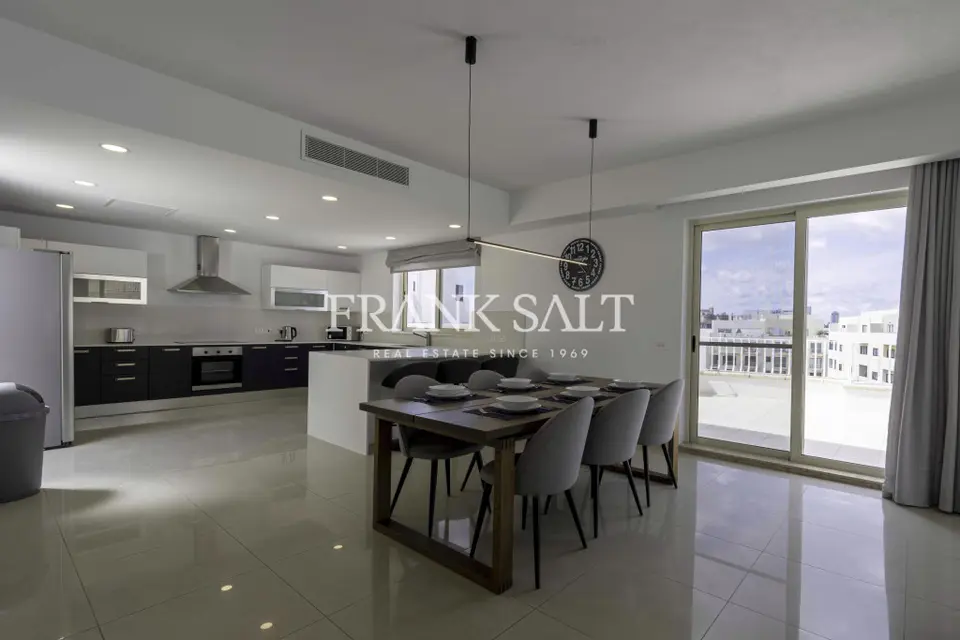 Sliema, Furnished Penthouse