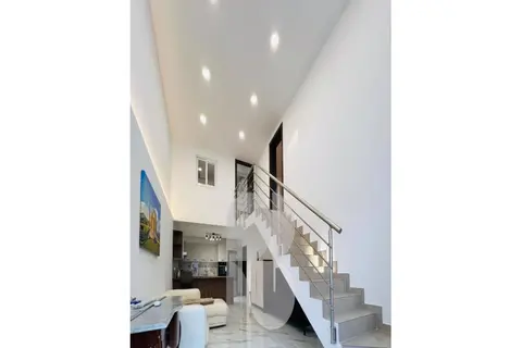 2 Bedroom Maisonette To Rent in Zebbug