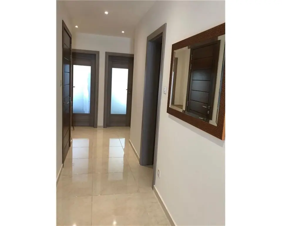 2 bedroom Apartment to rent in St Julian's