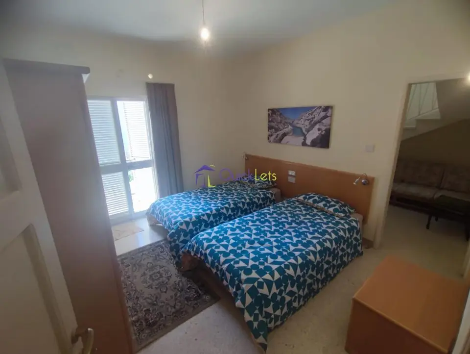 4 bedroom Terraced House to rent in Mosta