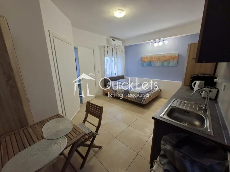1 bedroom Studio Penthouse to rent in St. Julians