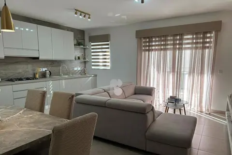 2 Bedroom Apartment To Rent in San Gwann