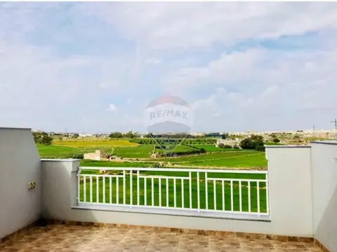 3 bedroom Penthouse to rent in Zejtun