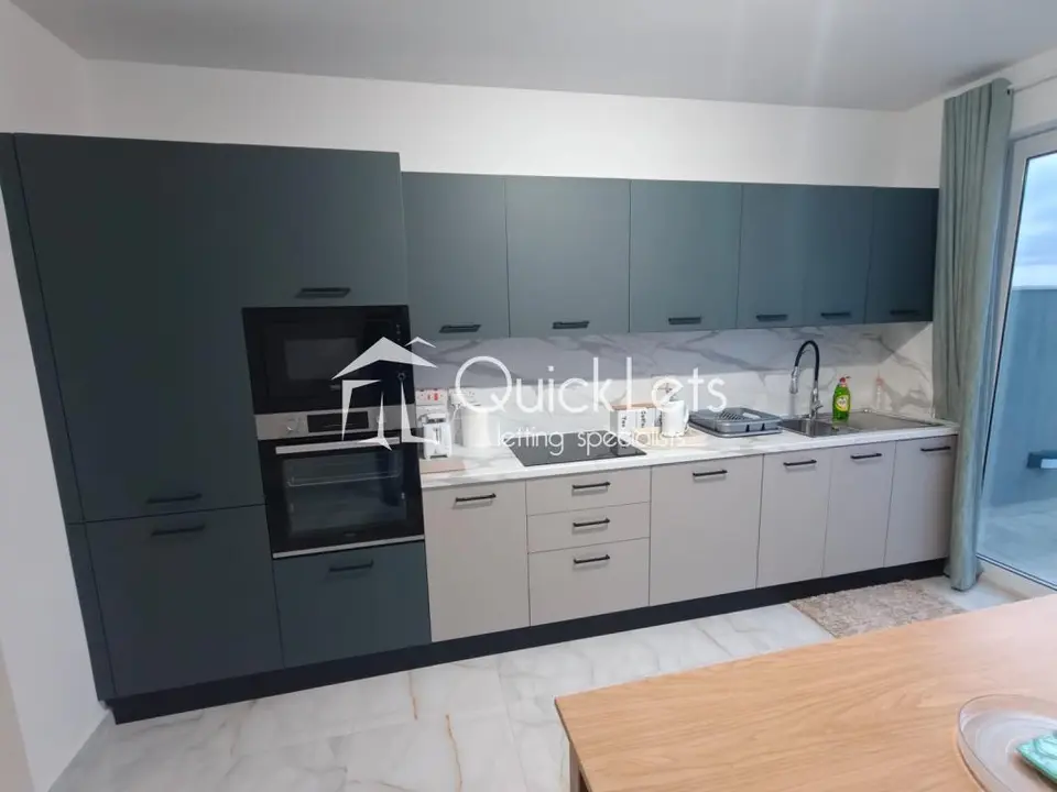 1 bedroom Penthouse to rent in Hamrun