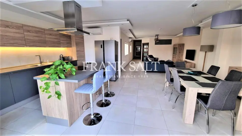 St Julians, Furnished Apartment