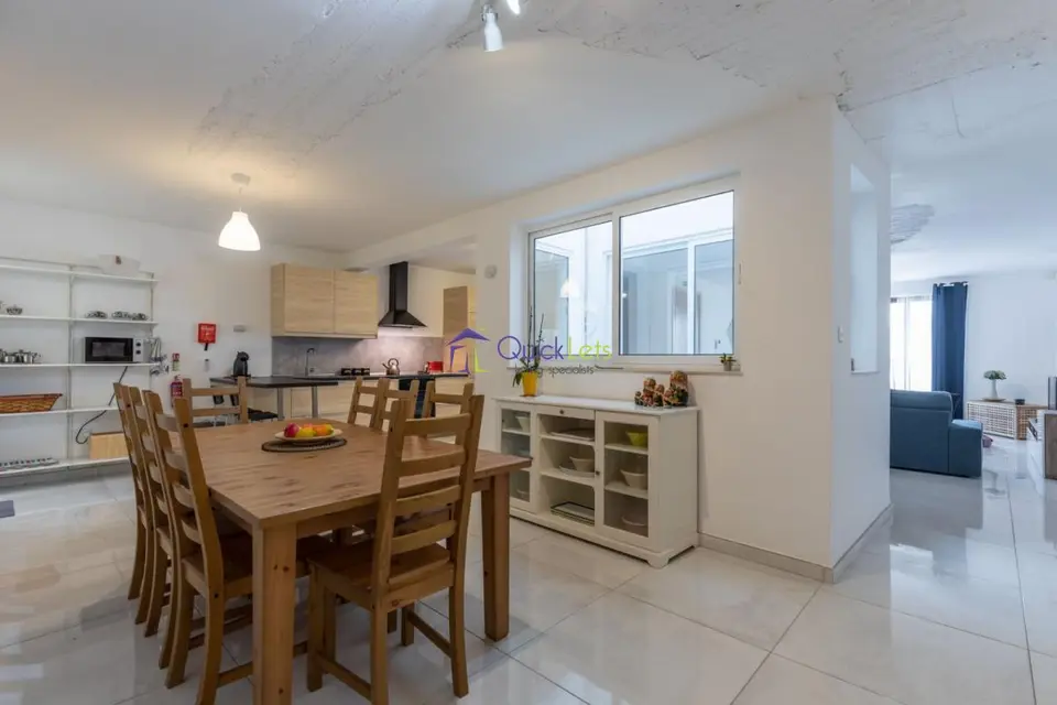 3 bedroom Penthouse to rent in Naxxar