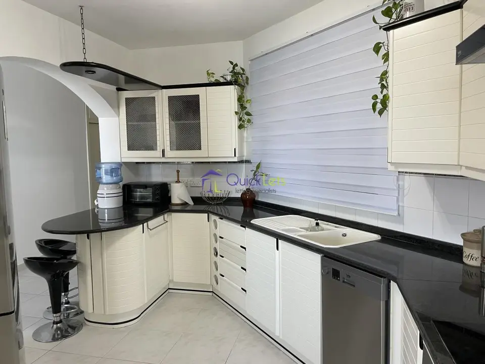 3 bedroom Apartment to rent in Sliema