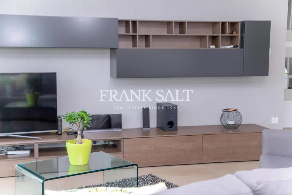St Julians, Furnished Apartment