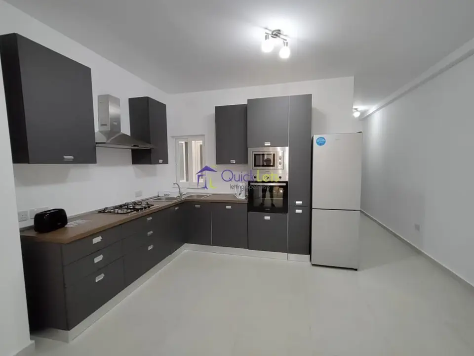 3 bedroom Apartment to rent in Gharghur