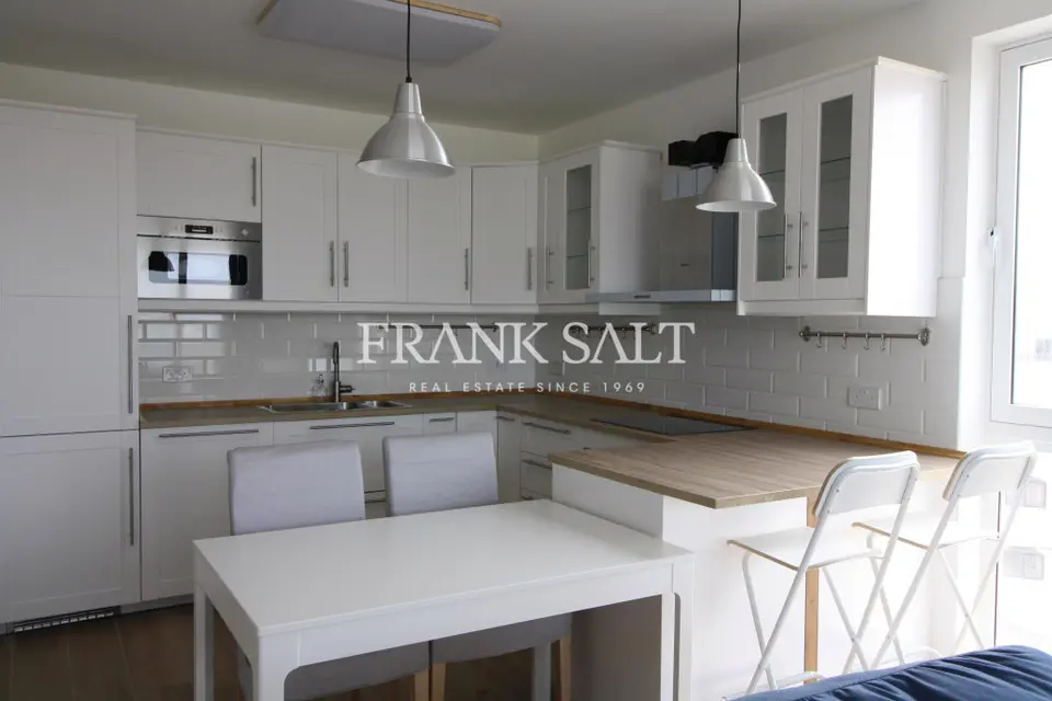 2 bedroom Apartment to rent in Ta' Xbiex